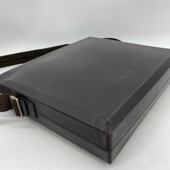 Louis Vuitton Steve Messenger bag - Picture 8 of 14